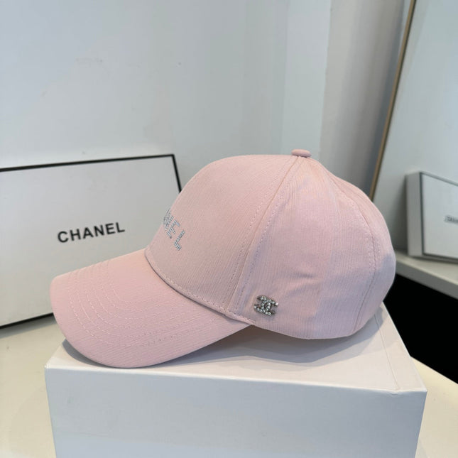 CHANEL 26S BASEBALL CAP WITH CRYSTAL CC LOGO 337988