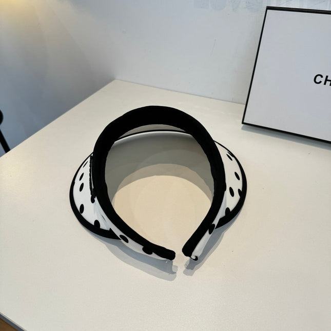 CHANEL 26S POLKA-DOT OPEN-TOP HAT 337956