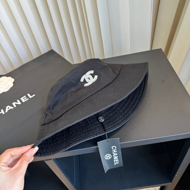 CHANEL 26S EMBROIDERED CC BUCKET HAT 337813