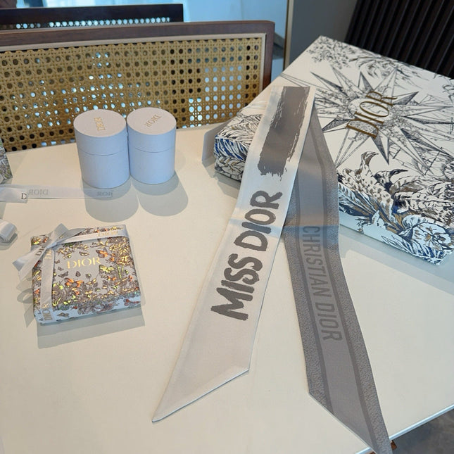 DIOR 26S SCARF 105CM IN SILK 158916