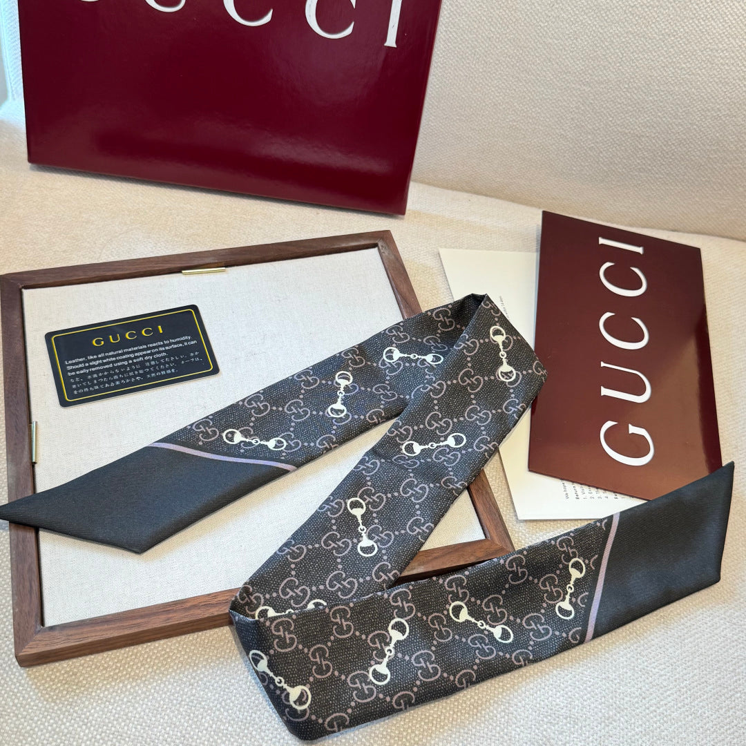 DIOR 26S SCARF 105CM IN SILK 316522