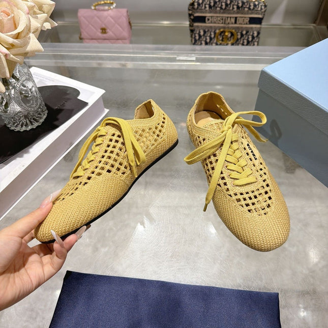 PRADA 26S LACE UP OPENWORK KNIT SNEAKERS IN YELLOW BEIGE KNIT FABRIC