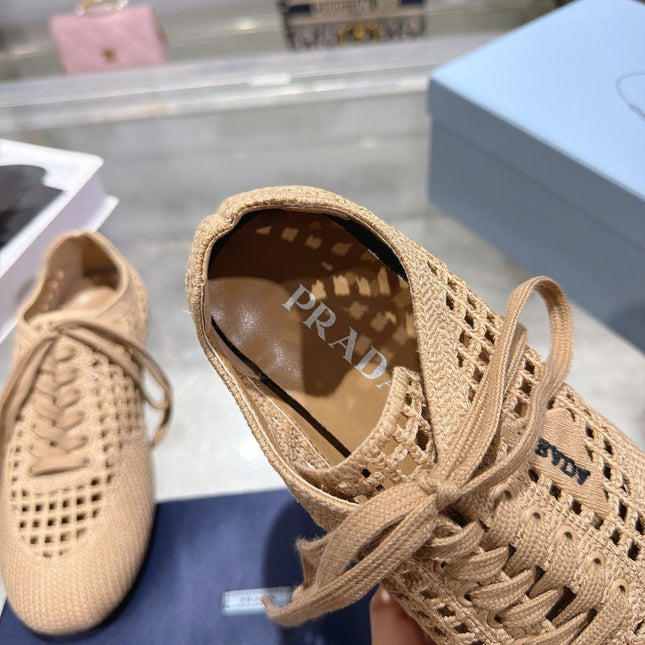 PRADA 26S LACE UP OPENWORK KNIT SNEAKERS IN BEIGE KNIT FABRIC