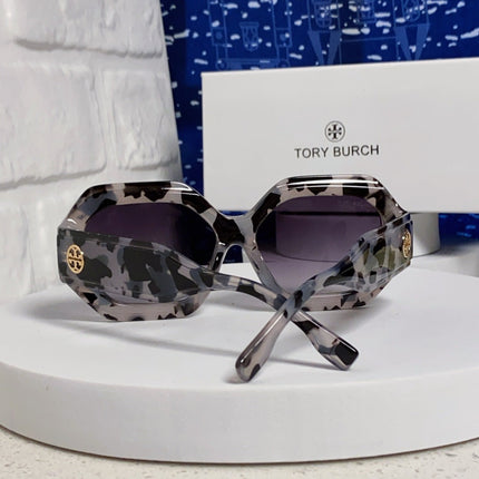 BURBERRY 26S GEOMETRIC POLYGONAL FRAME IN ACETATE 427668