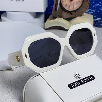 BURBERRY 26S GEOMETRIC POLYGONAL FRAME IN ACETATE 427670