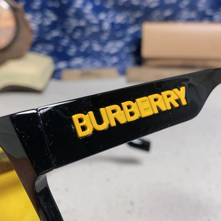 BURBERRY 26S SQUARE FRAME IN ACETATE 432594