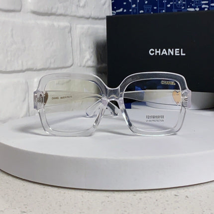 CHANEL 26S OVERSIZED SQUARE FRAME IN ACETATE 404745