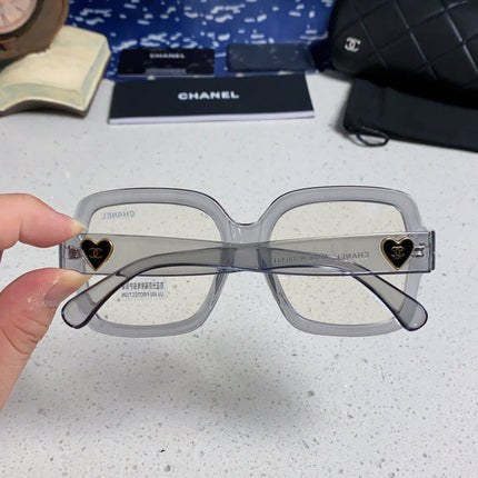 CHANEL 26S OVERSIZED SQUARE FRAME IN GREY ACETATE 404746