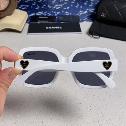 CHANEL 26S FACETED LENSES IN ACETATE 404753