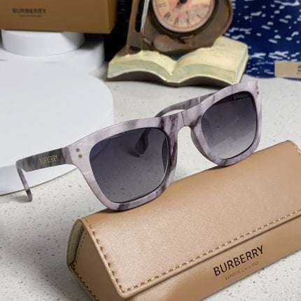 BURBERRY 26S SQUARE FRAME IN ACETATE 406614