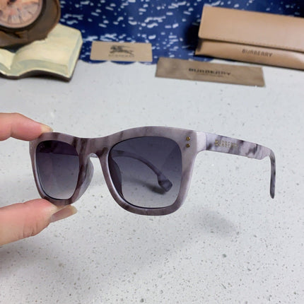 BURBERRY 26S SQUARE FRAME IN ACETATE 406614
