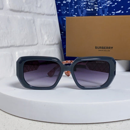 BURBERRY 26S SQUARE GEOMETRIC FRAME IN ACETATE 402985