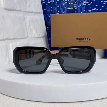 BURBERRY 26S SQUARE GEOMETRIC FRAME IN ACETATE 402988