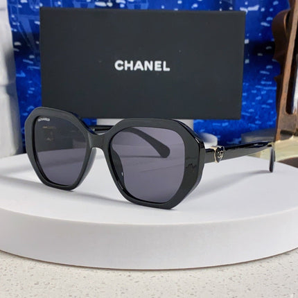 CHANEL 26S HEXAGONAL FRAME IN ACETATE 411755