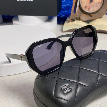 CHANEL 26S HEXAGONAL FRAME IN ACETATE 411755