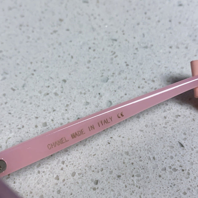 CHANEL 26S SLIM OVAL FRAME IN PINK ACETATE 404785