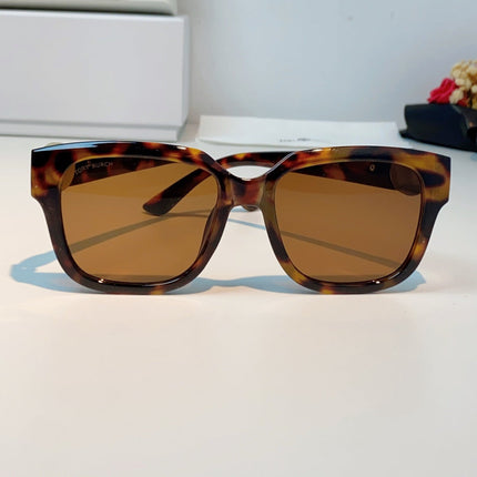 BURBERRY 26S SQUARE FRAME IN ACETATE 406679