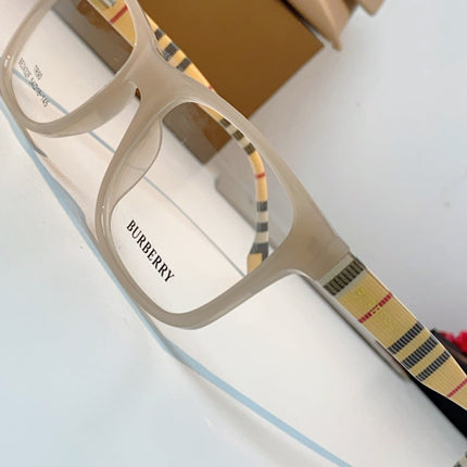 BURBERRY 26S SQUARE FRAME IN ACETATE 401844
