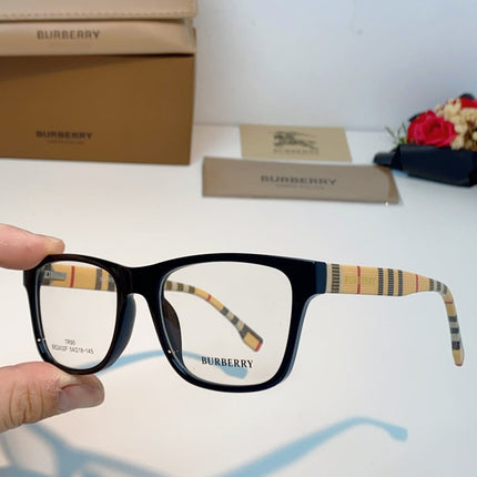 BURBERRY 26S SQUARE FRAME IN ACETATE 401847