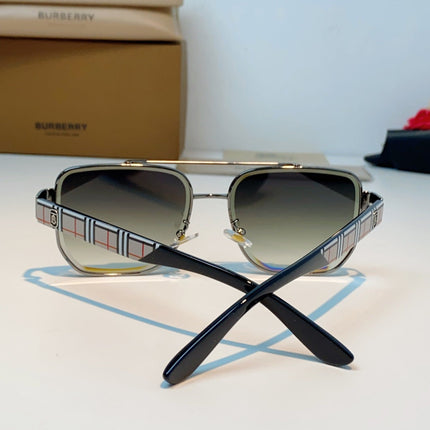 BURBERRY 26S RECTANGULAR FRAME IN METAL 419055