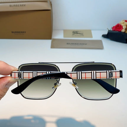 BURBERRY 26S RECTANGULAR FRAME IN METAL 419055