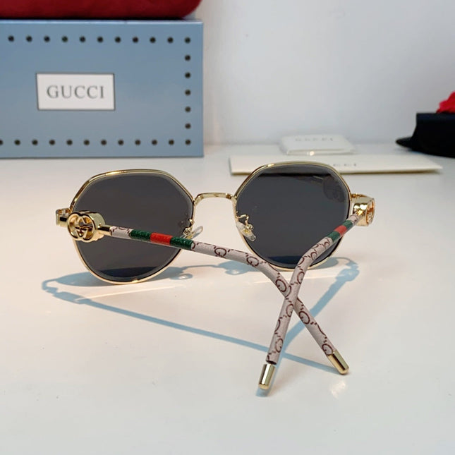 GUCCI 26S POLYGONAL FRAME IN METAL 426444