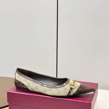 GUCCI 26S STUD BALLET FLATS IN BEIGE CANVAS AND BROWN CALFSKIN