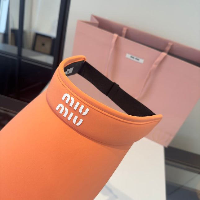 MIUMIU 26S EMBOSSED LOGO TECH VISOR 343563