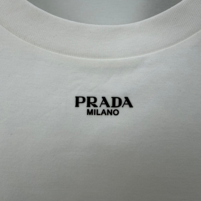 PRADA 26S SHORT SLEEVED T-SHIRT 719
