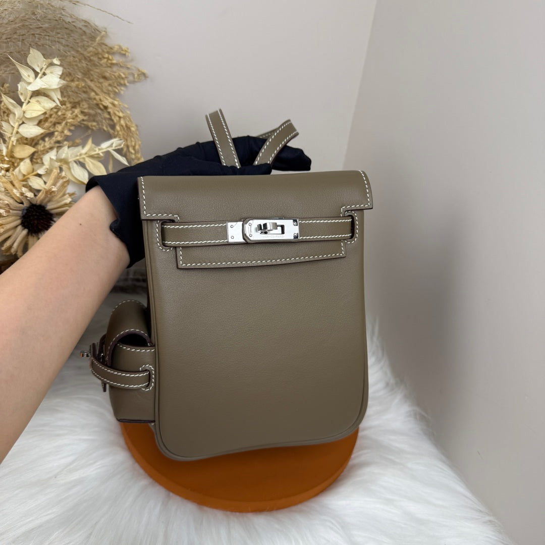HM 25S KELLY JUMP 17 CM IN MUSHROOM BROWN SWIFT WITH SILVER HARDWARE