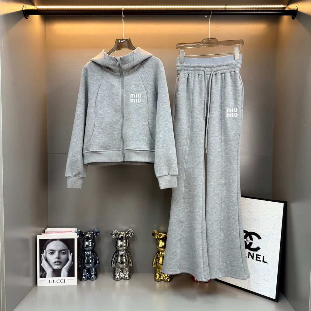 MIUMIU FLEECE TOP AND FLARED PANTS SET STYLE 216