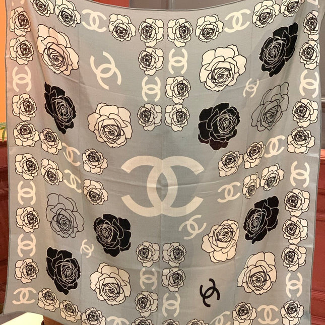 CHANEL 25S SCARF 140 CM IN CASHMERE AND SILK 943334
