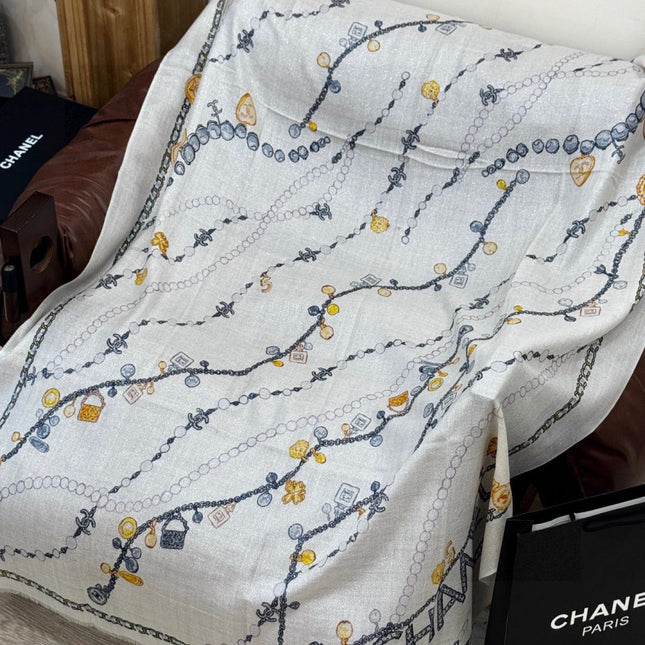 CHANEL 25S SCARF 200 IN CASHMERE 991712