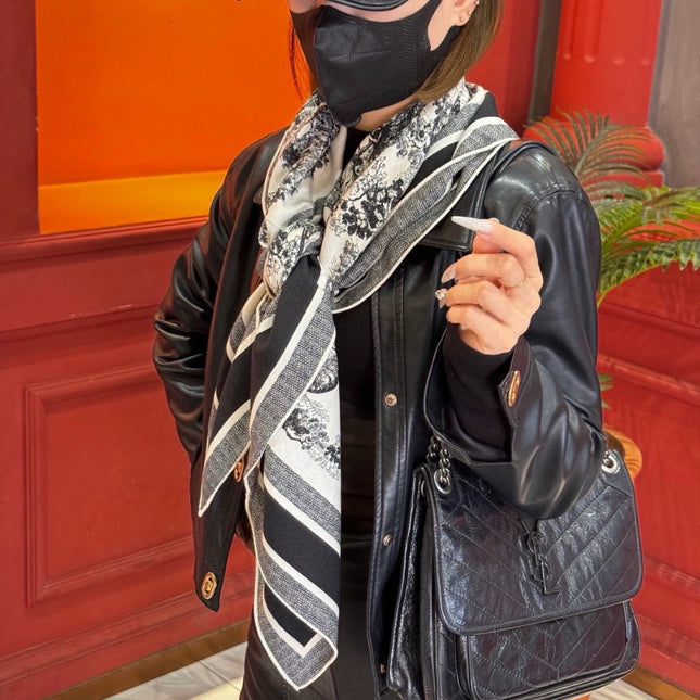 DIOR 26S SCARF 110CM IN WOOL & CASHMERE 300235