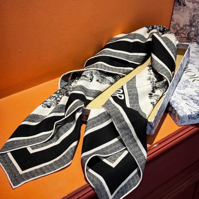 DIOR 26S SCARF 110CM IN WOOL & CASHMERE 300235
