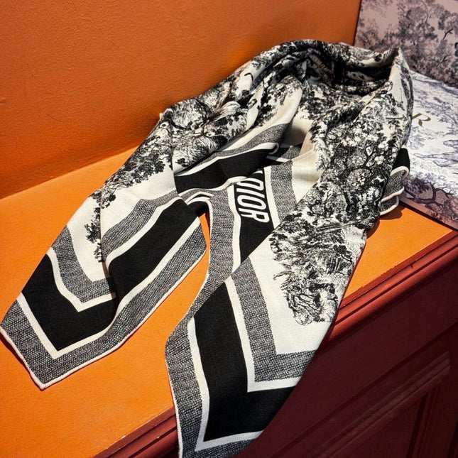 DIOR 26S SCARF 110CM IN WOOL & CASHMERE 300235
