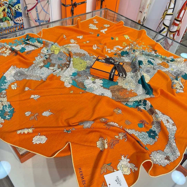 HERMES 26S SCARF 140 IN CASHMERE AND SILK 303341