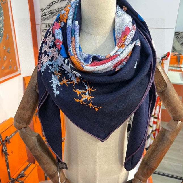 HERMES 26S SCARF 140 IN CASHMERE AND SILK 303342