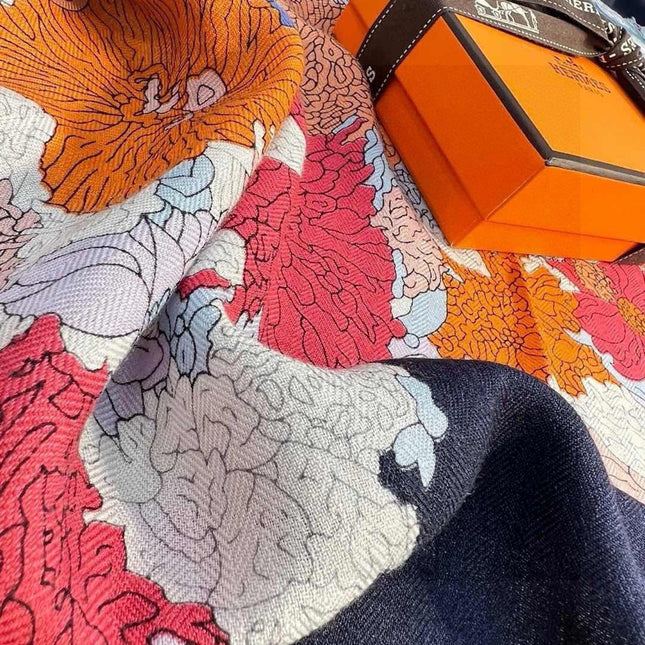 HERMES 26S SCARF 140 IN CASHMERE AND SILK 303342