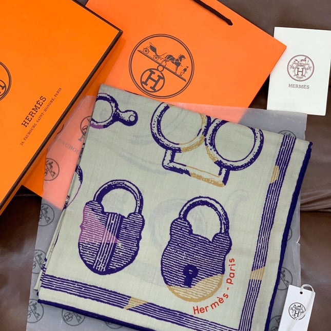 HERMES 26S SCARF 140 IN CASHMERE AND SILK 303155