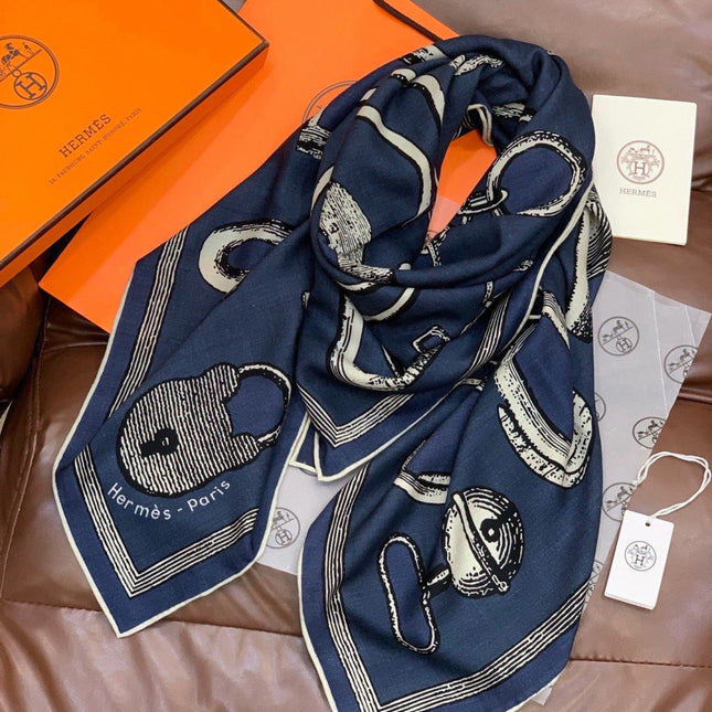 HERMES 26S SCARF 140 IN CASHMERE AND SILK 303157