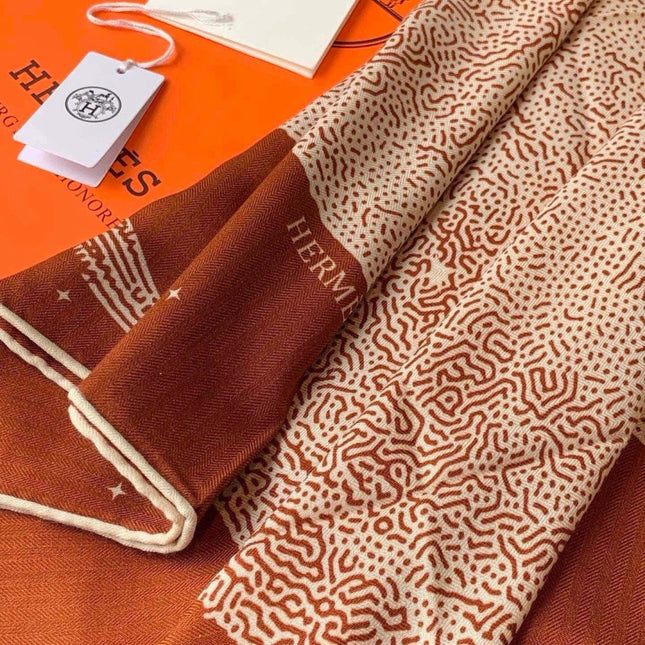 HERMES 26S SCARF 140 IN CASHMERE AND SILK 304680