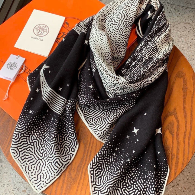 HERMES 26S SCARF 140 IN CASHMERE AND SILK 304681