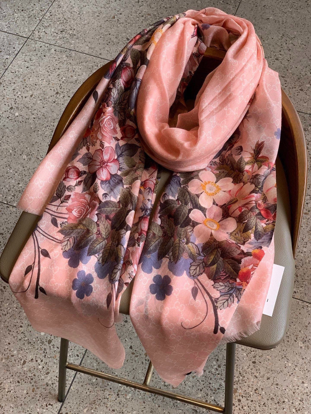 GUCCI 26S SCARF 200 IN CASHMERE AND SILK 306106