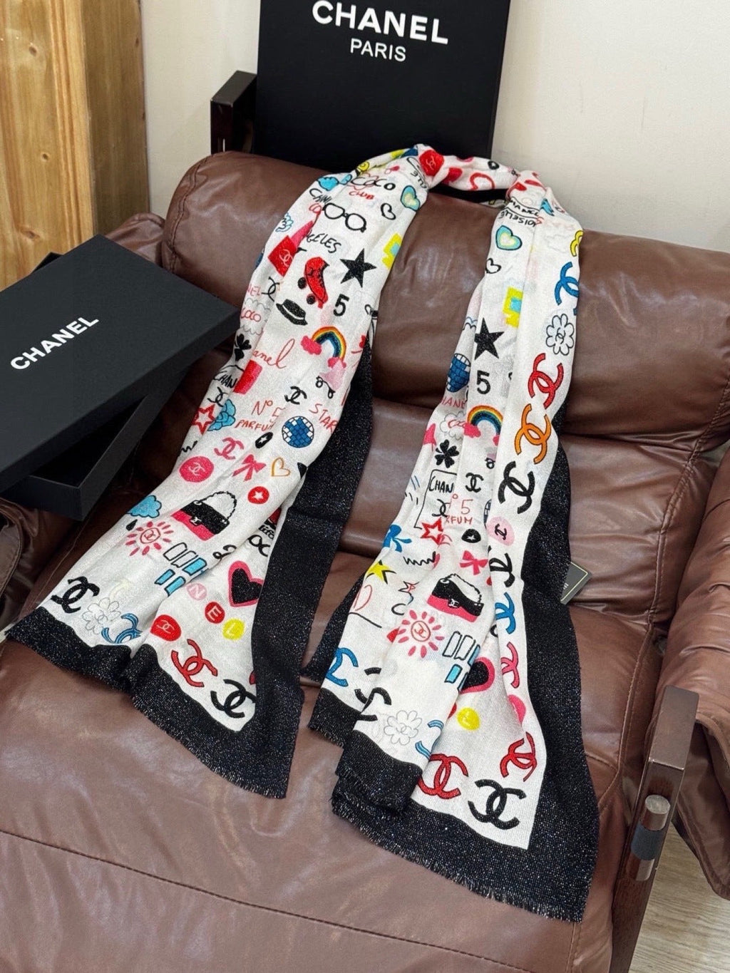 CHANEL 26S SCARF 200 IN CASHMERE AND SILK 307210