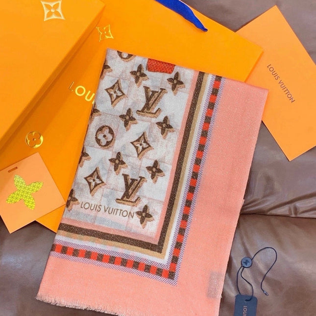 CHANEL 26S SCARF 200 IN CASHMERE AND SILK 307211
