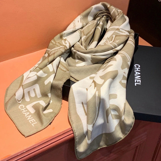 CHANEL 26S SCARF 135 IN CASHMERE AND SILK 309366