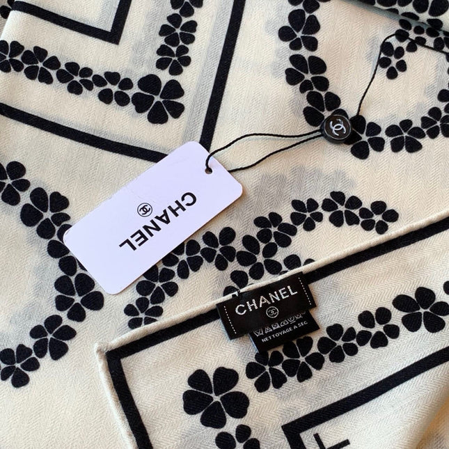 CHANEL 26S SCARF 135 IN CASHMERE AND SILK 309370