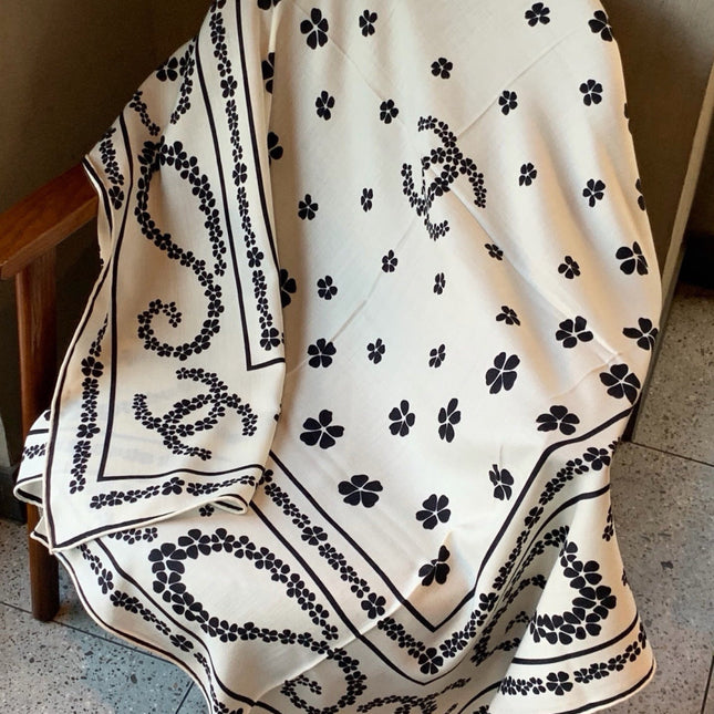 CHANEL 26S SCARF 135 IN CASHMERE AND SILK 309370