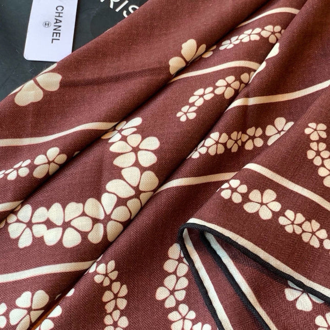 CHANEL 26S SCARF 135 IN CASHMERE AND SILK 309372